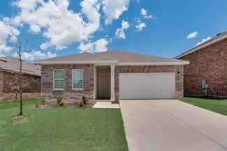 786 Camden Dr, Lavon, TX 75166