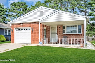 2 San Carlos Ct, Toms River, NJ 08757