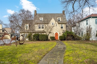 2605 Derbyshire Rd, Cleveland, OH 44106