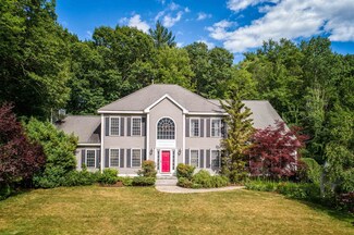 27 Overlook Dr, Dover, NH 03820