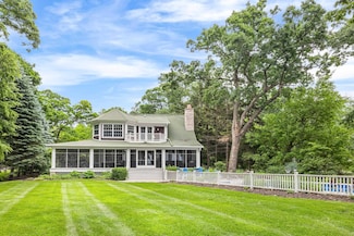 549 Illinois Ave, Green Lake, WI 54941
