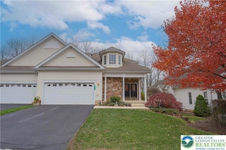 5041 Saw Grass Dr, Northampton, PA 18067