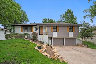 1208 SW Speas Dr, Blue Springs, MO 64014