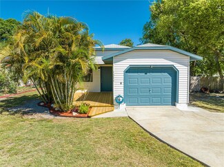 1211 Shawnee Dr, Kissimmee, FL 34744