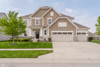 6101 Hardwick Dr, Whitestown, IN 46075
