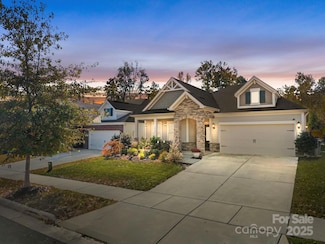 3933 Longmore Ln, Kannapolis, NC 28081