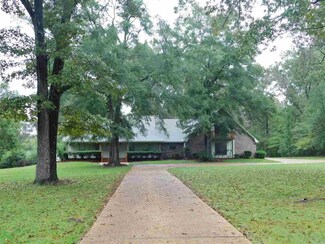 1200 Highway 16 E, Carthage, MS 39051