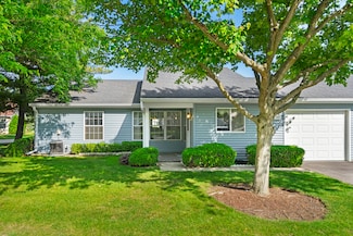 7217 Oxford Cir Unit 228, Fox Lake, IL 60020