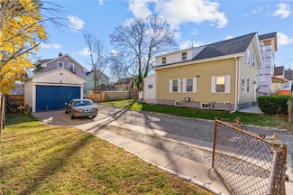 31 Vandewater St, North Providence, RI 02908