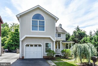 6425 78th St, Cabin John, MD 20818