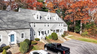 192 Twin Lakes Dr, Halifax, MA 02338