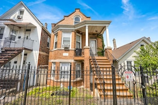 3738 S Hermitage Ave, Chicago, IL 60609
