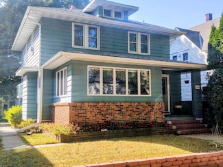 207 N 6th St, Montevideo, MN 56265