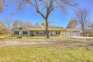 226 S Highway D, Webb City, MO 64870