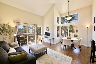 15283 Maturin Dr Unit 71, San Diego, CA 92127