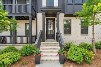 933 Catamaran Ct, Alpharetta, GA 30005