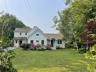 90 Boston Post Rd, Madison, CT 06443