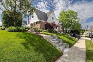 126 Lincoln Ave E, West Harrison, NY 10604