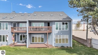 311 W Lake St Unit 16, Tawas City, MI 48763