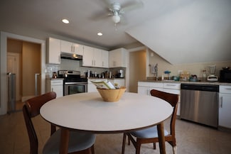 28 Walden St Unit 3, Cambridge, MA 02140