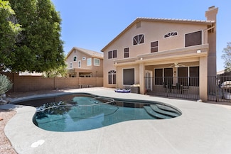 1018 E Silverwood Dr, Phoenix, AZ 85048