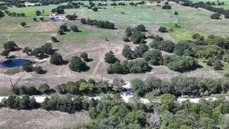 1806 Roth Rd, Bowie, TX 76230