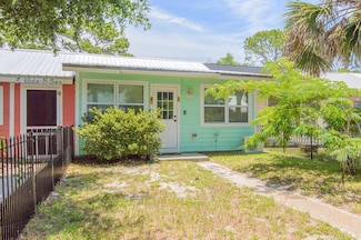 50 E Pine St, Lanark Village, FL 32323
