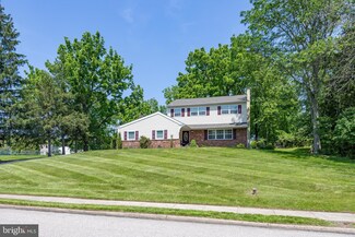 926 Pierce Rd, Norristown, PA 19403