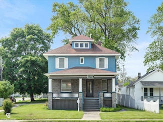1102 Lapeer Ave, Port Huron, MI 48060