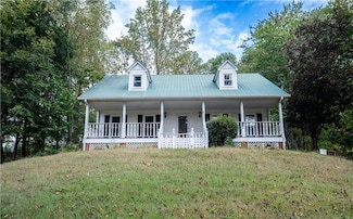 611 Couch Rd, Dawsonville, GA 30534