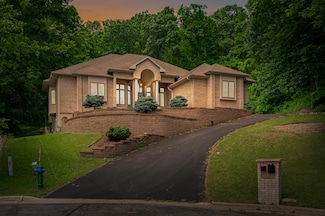 1178 Aspen Valley Dr, Onalaska, WI 54650