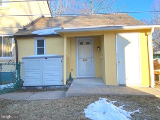 60 C Crescent Rd, Greenbelt, MD 20770