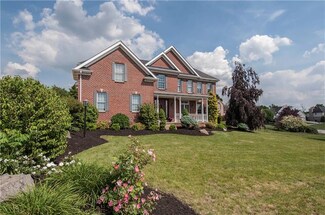 6227 Antler Hill Dr, Trafford, PA 15085