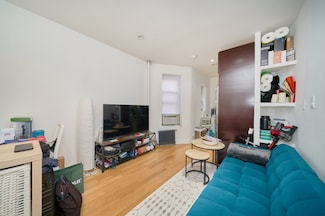 325 E 83rd St Unit 5A, New York, NY 10028