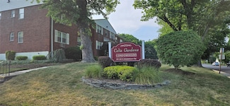 237 N Middletown Rd Unit H, Pearl River, NY 10965