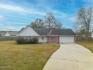 12357 White Oak Dr, Gulfport, MS 39503