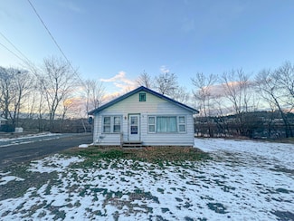 742 N Main St, Brewer, ME 04412