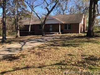 1001 S Front St, Catoosa, OK 74015