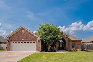 2355 Lakeshore Ln, Cabot, AR 72023