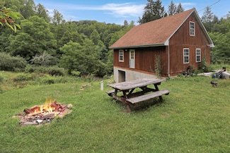 4304 Sinclair Ridge, Rowlesburg, WV 26425
