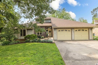 1514 Oxford Dr, Murray, KY 42071