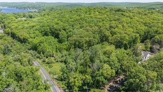 176 Espanong Rd, Jefferson, NJ 07849
