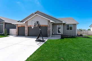 3143 E Reiss Ct, Park City, KS 67219