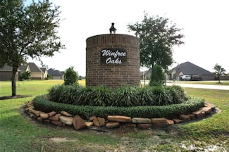 5410 Camp Creek Rd, Baytown, TX 77523