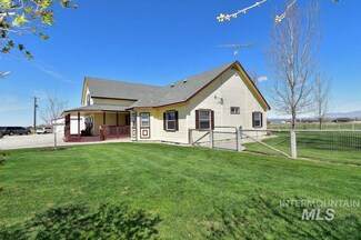 7560 Palomino Ln, Emmett, ID 83617