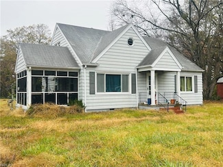 103 Sanford Dr, Hampton, VA 23661