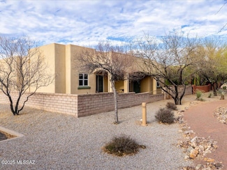 10590 E Maldonado Place, Tucson, AZ 85747