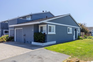 1026 Suzanne Ct, Half Moon Bay, CA 94019