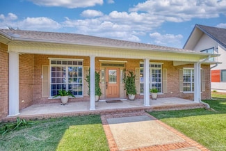 4003 Indigo Dr, Pensacola, FL 32507