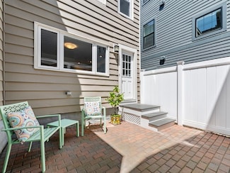 18R Polk St, Charlestown, MA 02129